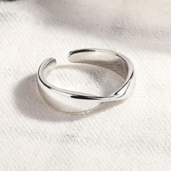 NEW Unisex 925 Sterling Silver Adjustable Wavy Band Ring - Picture 2 of 6